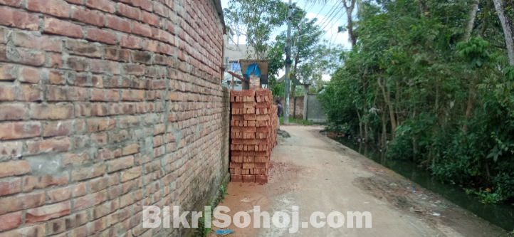 কুয়েট এর পাসে ৩.৫ শতাংশ করে ২ টি প্লট বিক্রি।